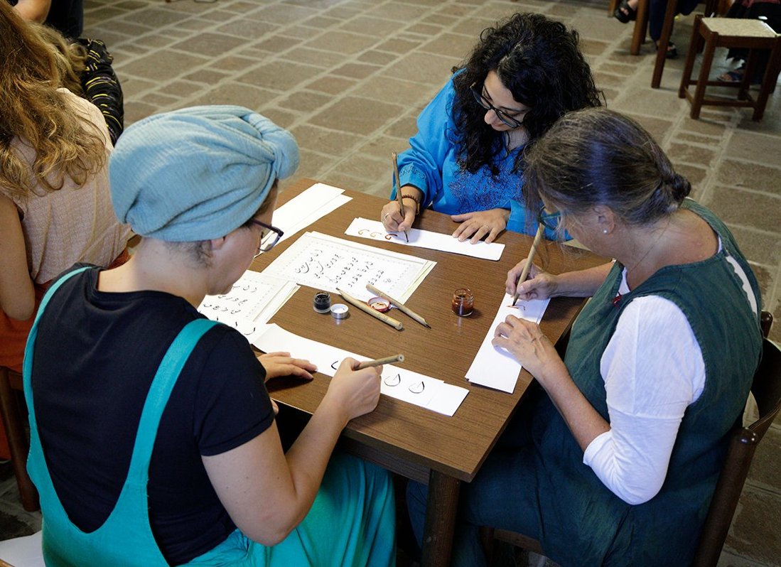 Photos Of Asian People