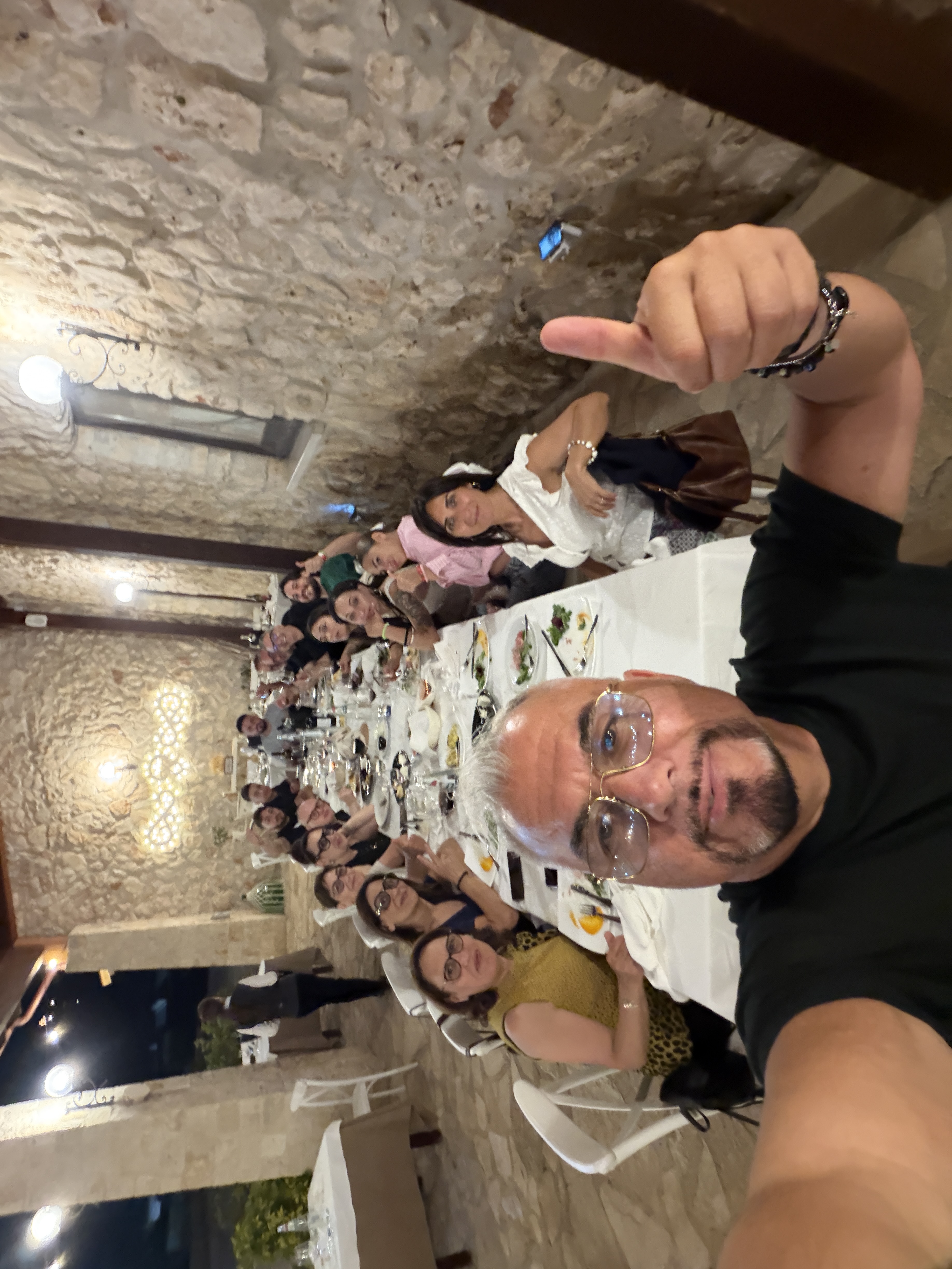 La tavola comune alla fine della giornata